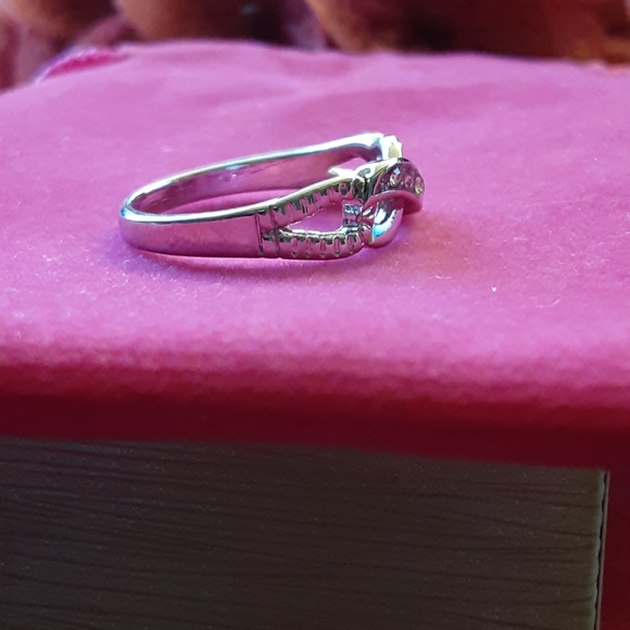 FREE WPurchase! NEW Silver Infinity ring - Picture 2 of 5